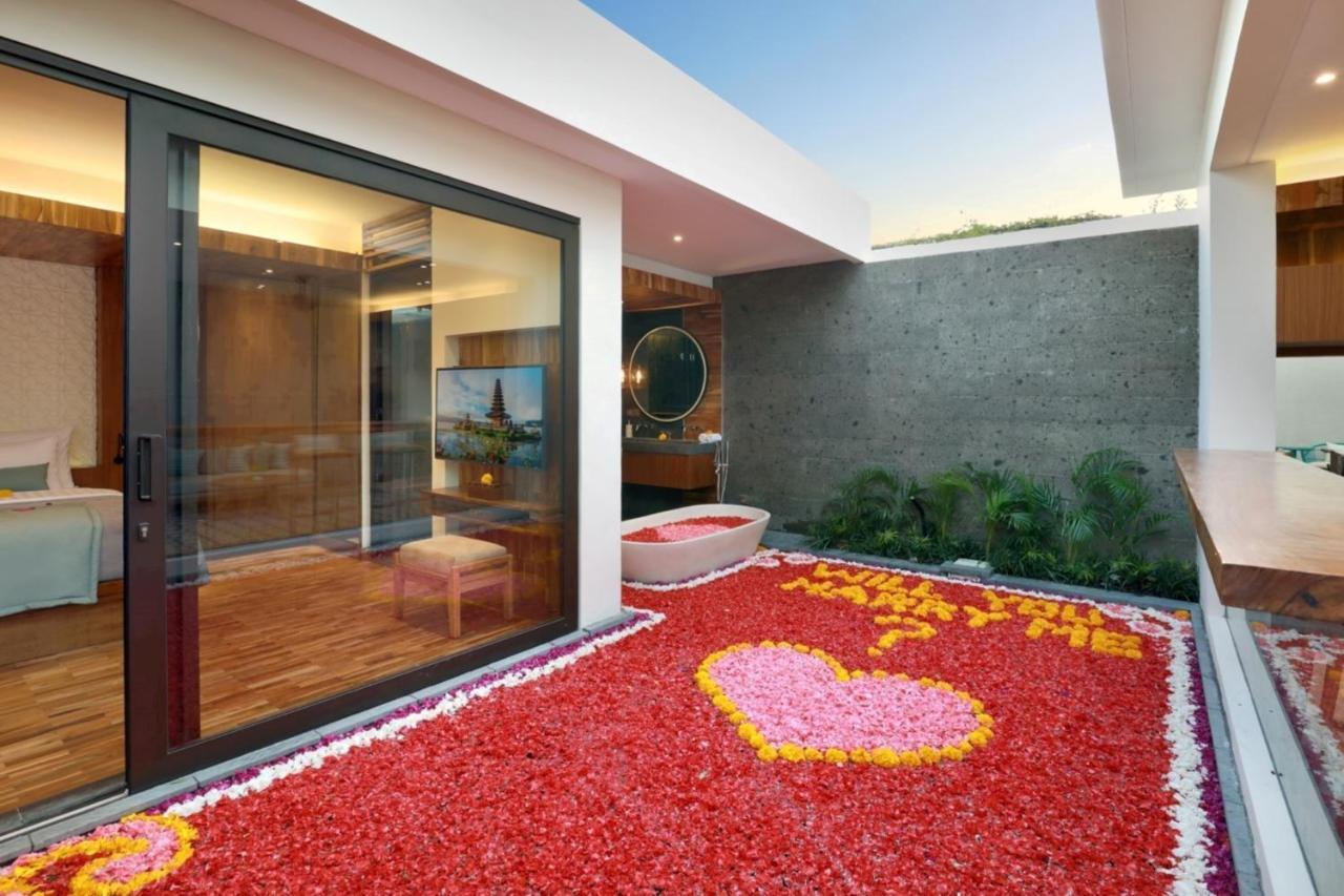 Ayona Villa Seminyak By Ini Vie Hospitality Dış mekan fotoğraf