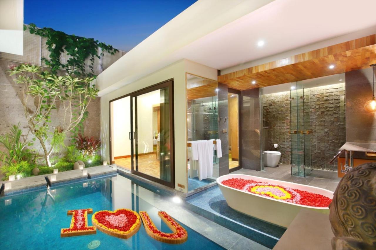 Ayona Villa Seminyak By Ini Vie Hospitality Dış mekan fotoğraf